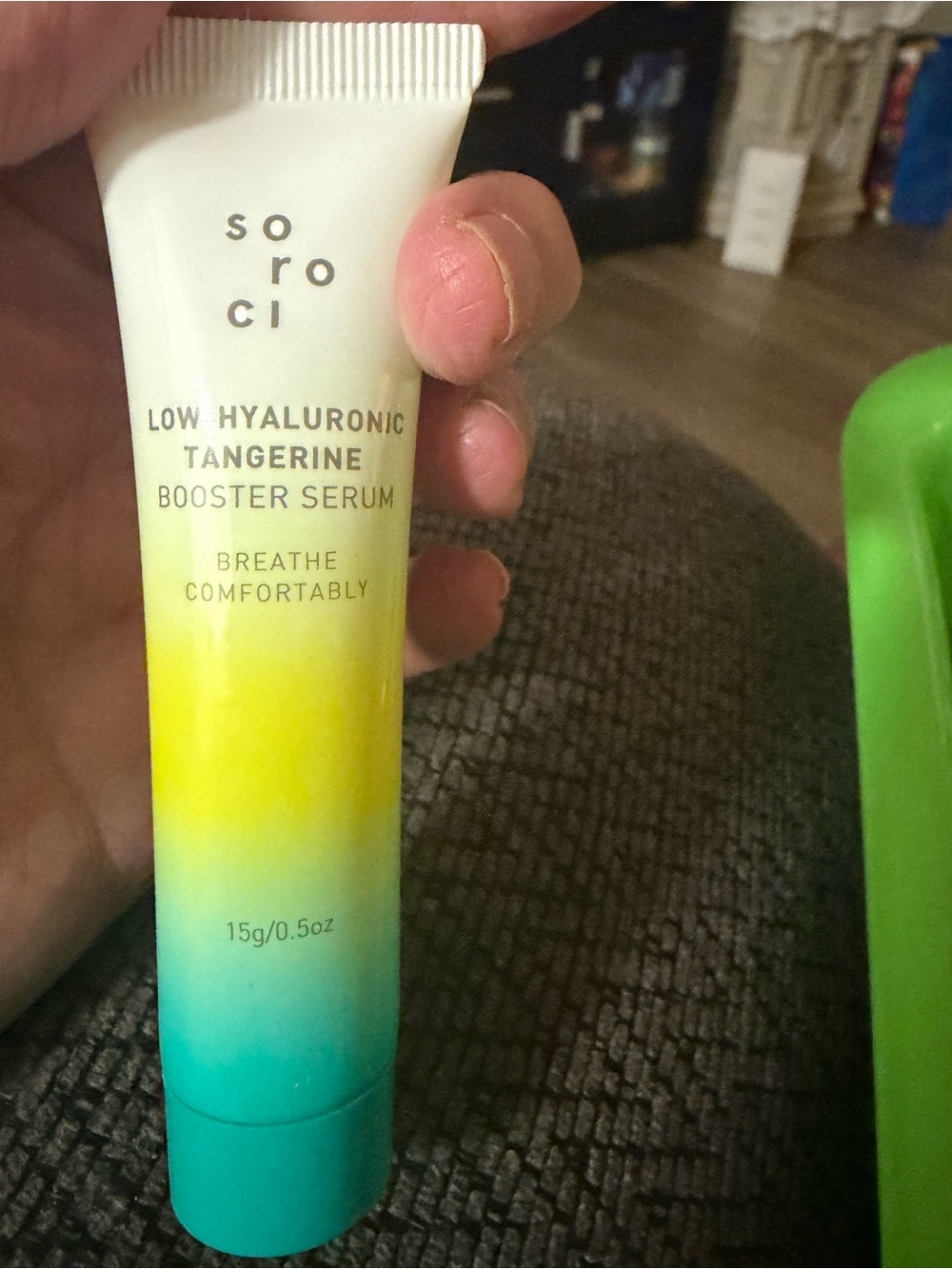 Low Hyaluronic Tangerine Booster Serum – Yellow/Teal